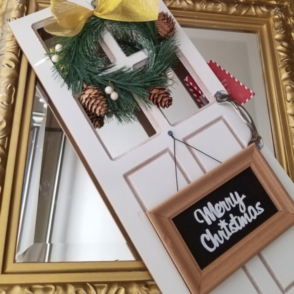 ❗Christmas Holiday Rustic White Door Hanging Art❗